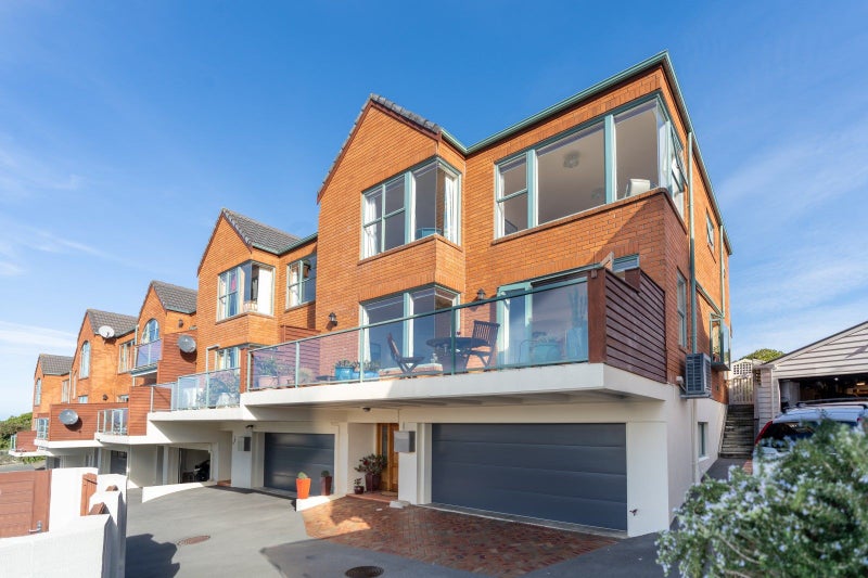 12/9 Arawa Road, Hataitai, Wellington - Carousel 1