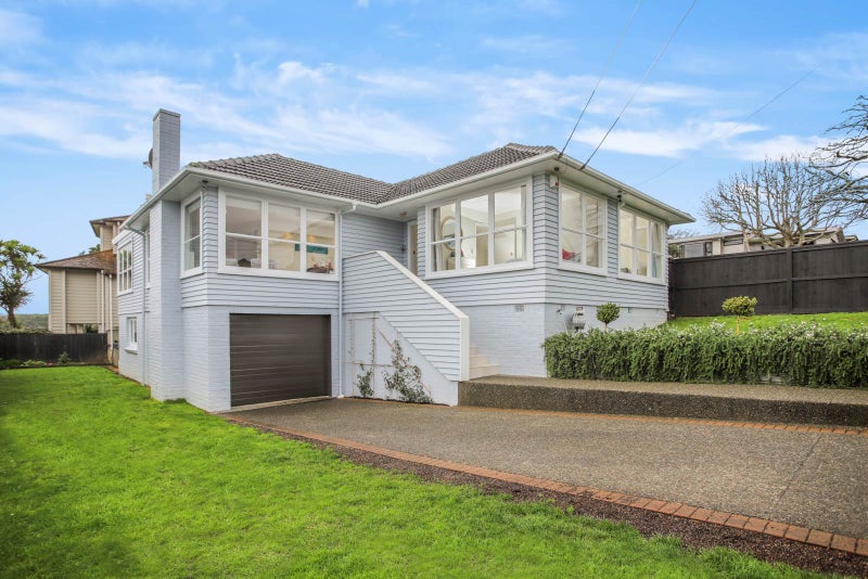 75 Fancourt Street, Meadowbank, Auckland - Carousel 1