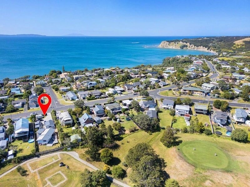 1389 Whangaparaoa Road, Army Bay, Whangaparaoa - Carousel 19
