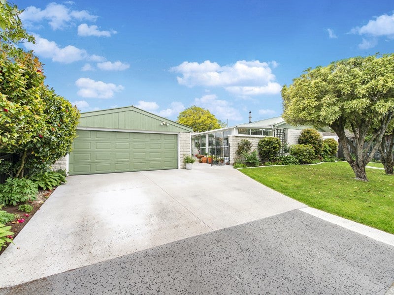 4 Rachel Place, Avonhead, Christchurch - Carousel 2
