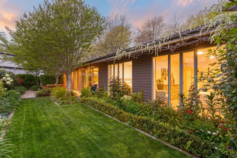 112 Englefield Road, Northwood, Christchurch - Carousel 1