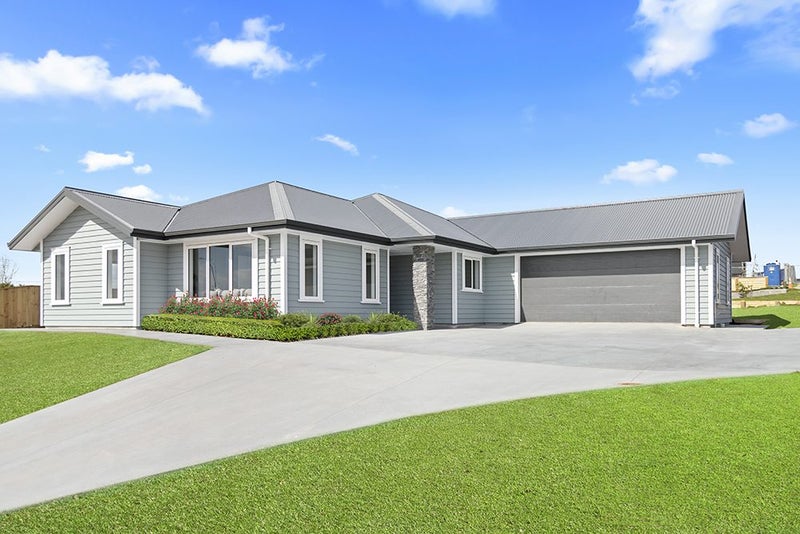 32 Kerr Crescent, Patumahoe, Pukekohe - Carousel 1