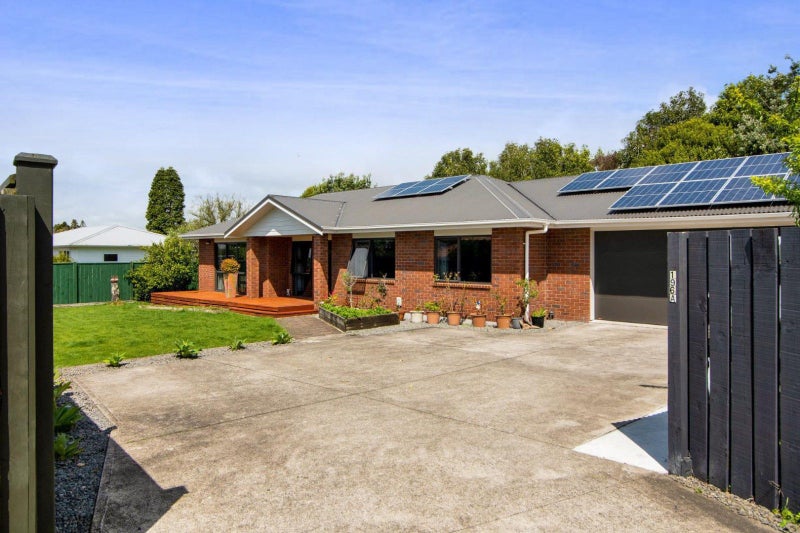 196A Ngamotu Road, Spotswood, New Plymouth - Carousel 2