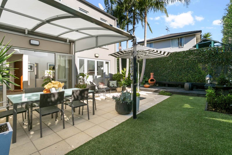 96 Mount Taylor Drive, Glendowie, Auckland - Carousel 2