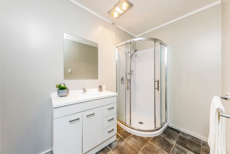 3/136 Shifnal Drive, Randwick Park, Auckland - Carousel 12