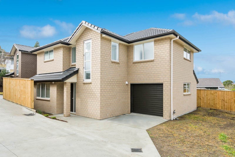 79A Salamanca Road, Sunnynook, Auckland - Carousel 1