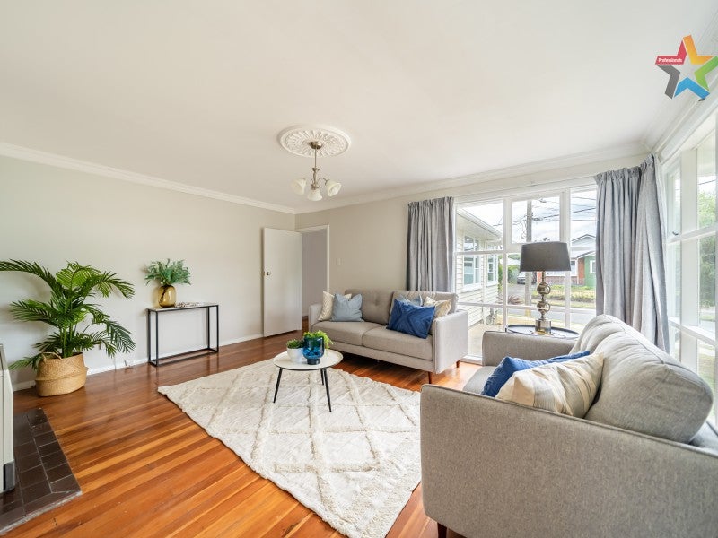 52 Kebbell Grove, Epuni, Lower Hutt - Carousel 2