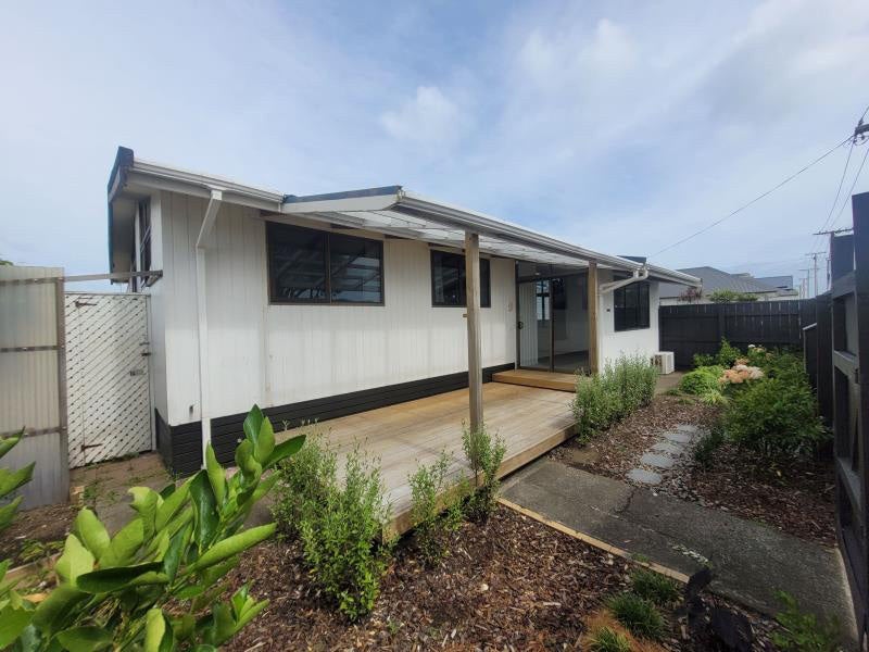 28 Record Street, Fitzroy, New Plymouth - Carousel 9
