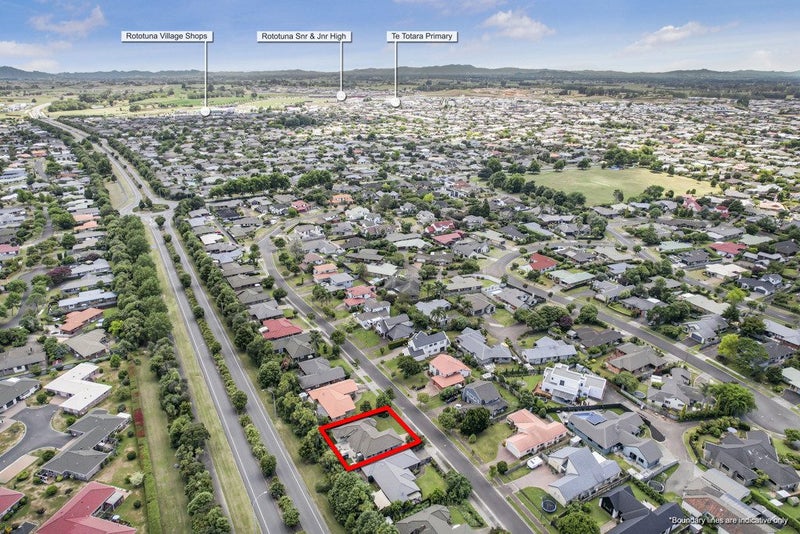 70 Nielsen Gardens, Rototuna, Hamilton - Carousel 24