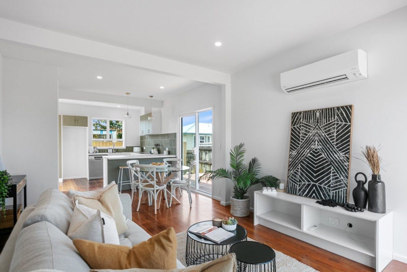 46 Beach Road, Collingwood - Carousel 2