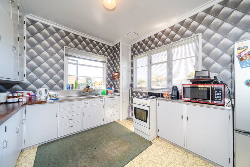 9 Summerhays Street, Terrace End, Palmerston North - Carousel 2