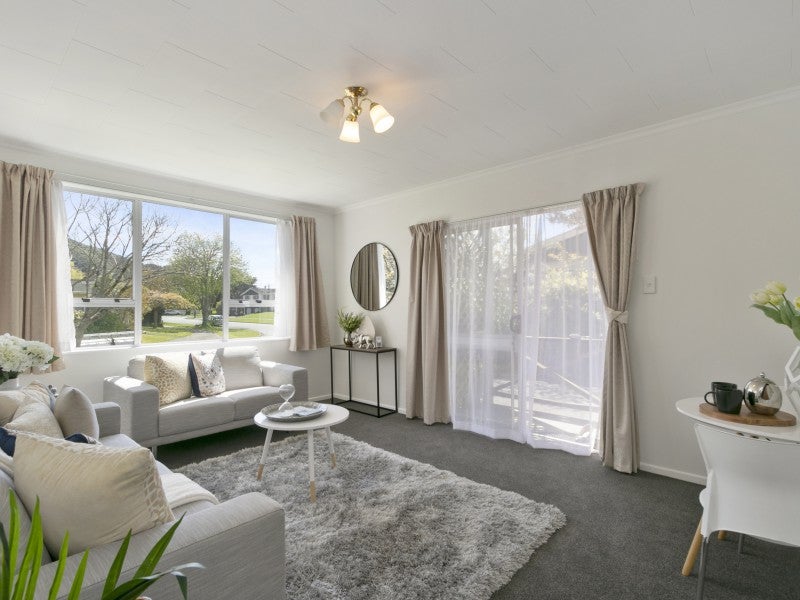 1/50 California Drive, Tōtara Park, Upper Hutt - Carousel 2