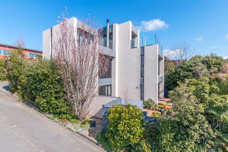 2 Pembridge Lane, Westmorland, Christchurch - Carousel 2
