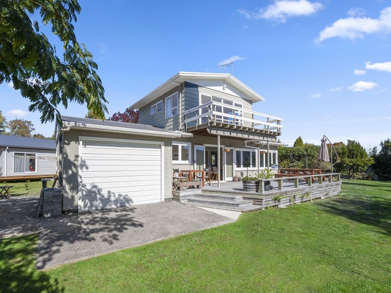 21 Ogilvie Road, Kinloch, Taupō - Carousel 1