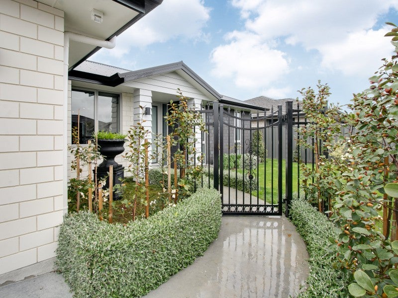 11 Rakaia Way, Poraiti, Napier - Carousel 2