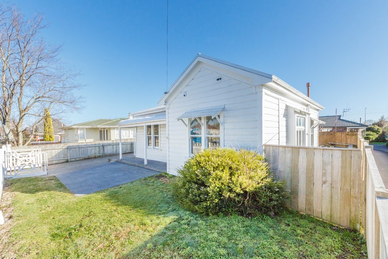 571 Church Street, Terrace End, Palmerston North - Carousel 2