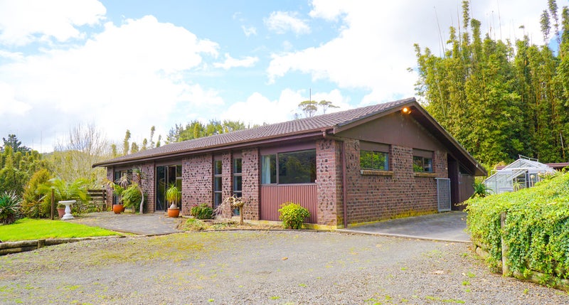 90 Bethells Road, Henderson - Carousel 2