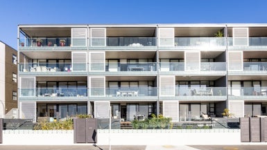 406/7 Humber Street, Pandora, Napier - Carousel 1