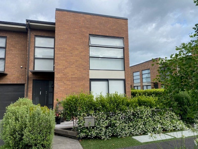 65 Scoria Crescent, Stonefields, Auckland - Carousel 1