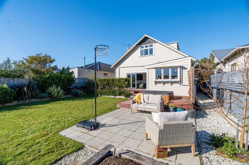 180 Victoria Road, Saint Clair, Dunedin - Carousel 1