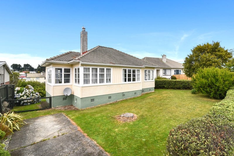 97 Clermiston Avenue, Corstorphine, Dunedin - Carousel 1