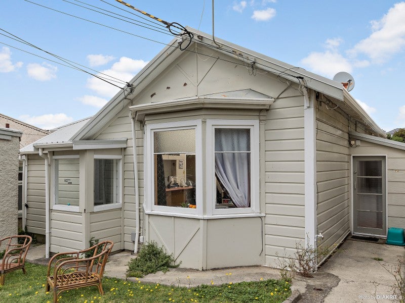 7 Murray Street, Island Bay, Wellington - Carousel 1