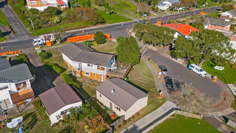 90 Taylor Road, Mangere Bridge, Auckland - Carousel 11