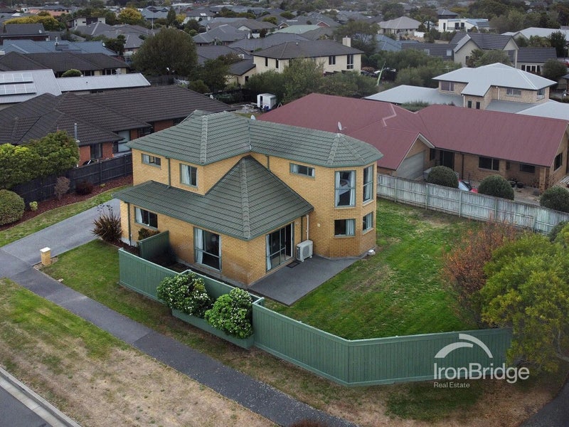 8 Bottle Lake Drive, Parklands, Christchurch - Carousel 14