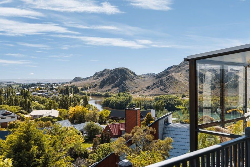 31 O'Neill Crescent, Bridge Hill, Alexandra - Carousel 2