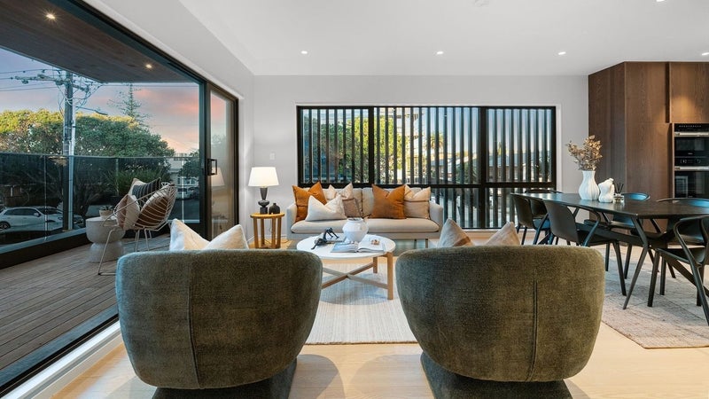 2/3 Tennyson Avenue, Takapuna, Auckland - Carousel 1