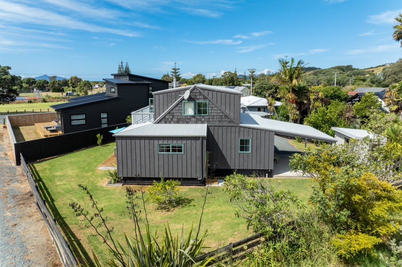806 Cove Road, Waipu, Waipu - Carousel 24