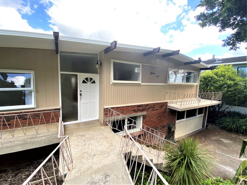 21 Sylvan Park Avenue, Milford, Auckland - Carousel 2