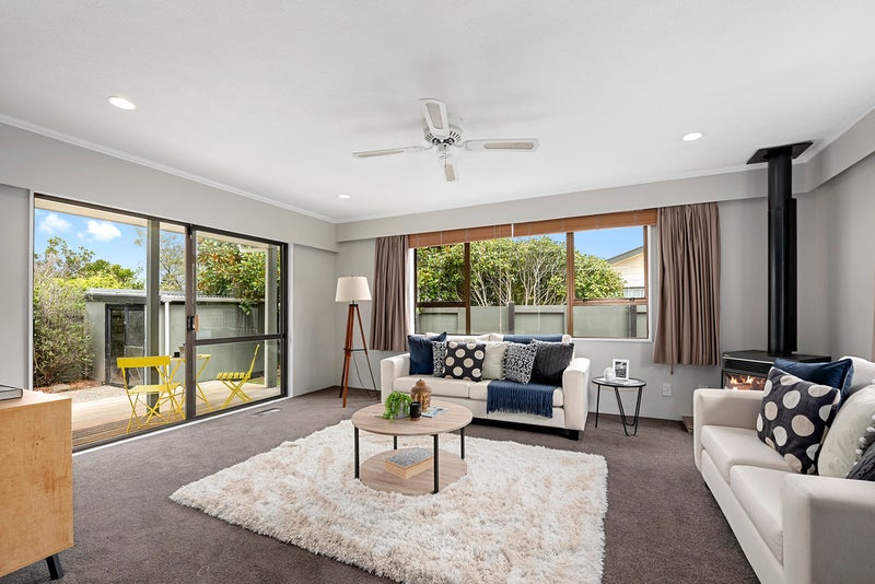 4 Montana Road, Totara Park, Upper Hutt - Carousel 2