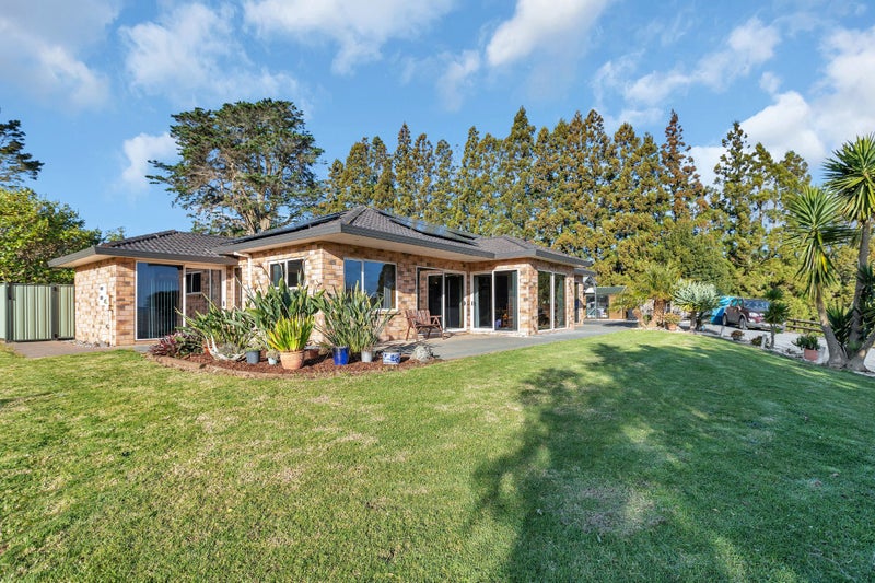 17 Apotu Park Lane, Kamo - Carousel 2