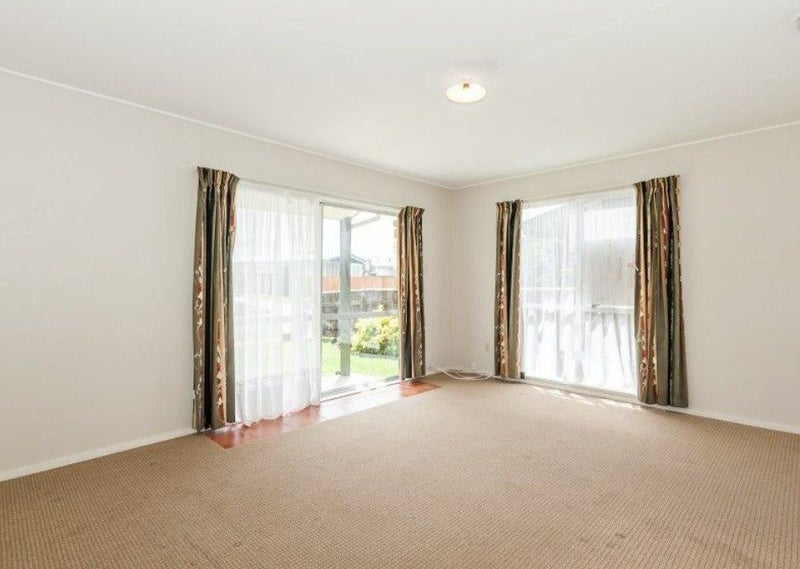 15A Leander Place, Milson, Palmerston North - Carousel 2