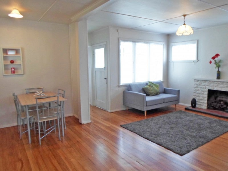 28 Gavin Road, Raumati Beach, Paraparaumu - Carousel 2