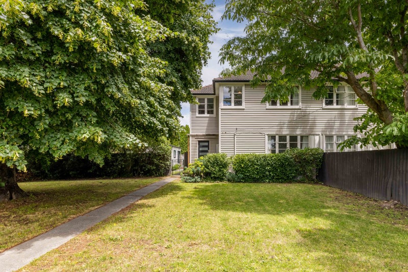 15 Attlee Crescent, Bryndwr, Christchurch - Carousel 1