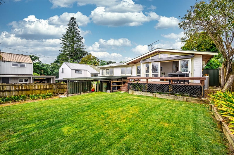 32 Riverview Road, Panmure, Auckland - Carousel 1