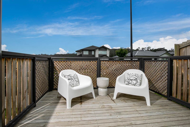 72 Jeroboam Loop, Kumeū - Carousel 22