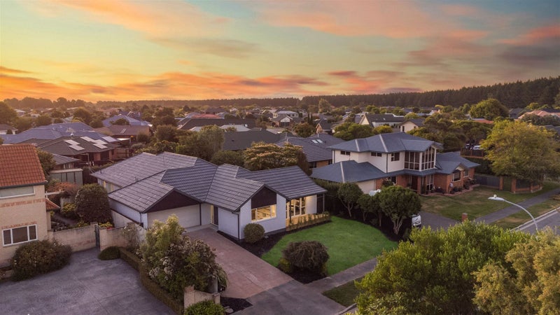 4 Monterey Place, Parklands, Christchurch - Carousel 2