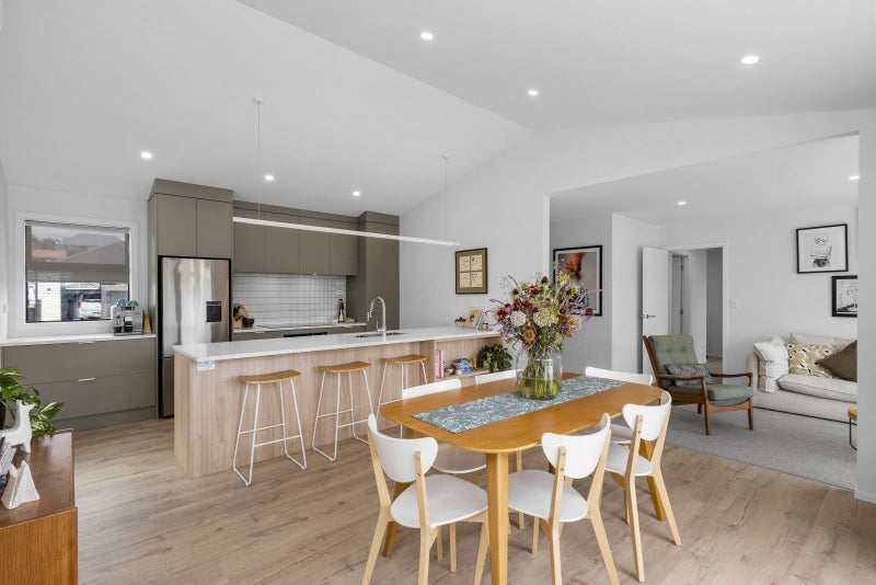 1B Fairburn Place, Leamington, Cambridge - Carousel 2