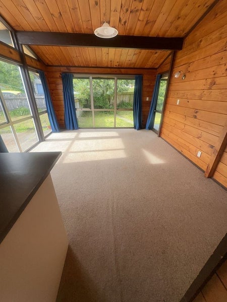 3/89 Pinehaven Road, Pinehaven, Upper Hutt - Carousel 1