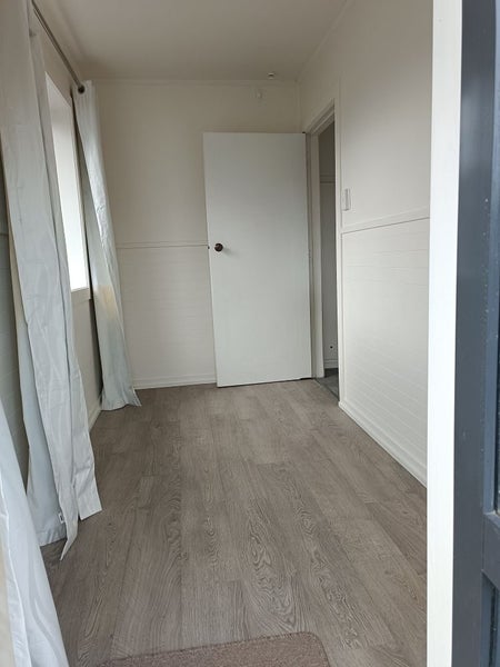 16 Milford Avenue, Calton Hill, Dunedin - Carousel 12