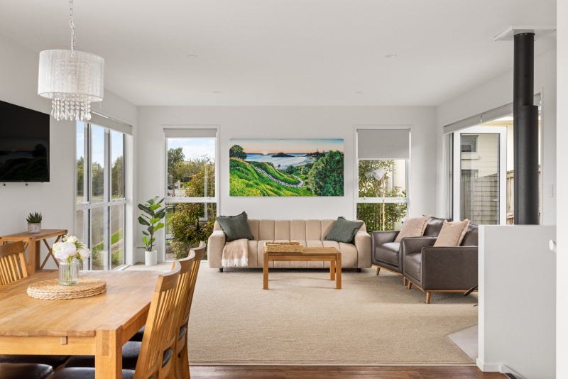 89 Oteki Park Drive, Welcome Bay, Tauranga - Carousel 1