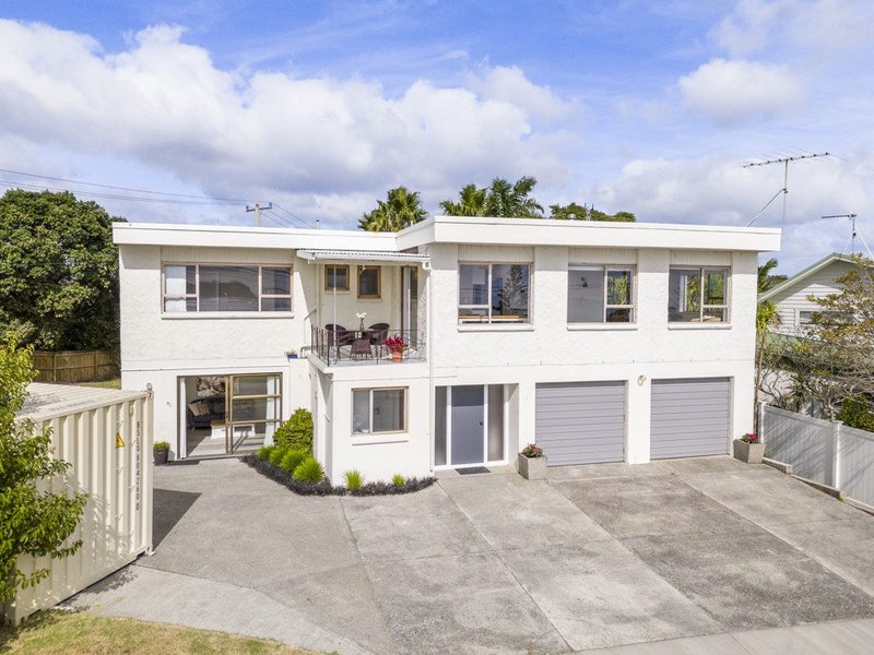 2 Melandra Road, Stanmore Bay, Whangaparaoa - Carousel 1