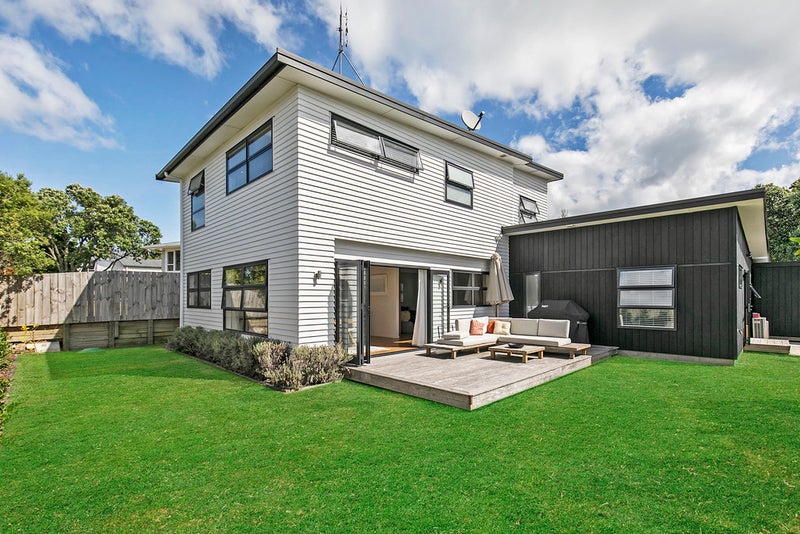 177A Halsey Drive, Lynfield, Auckland - Carousel 1