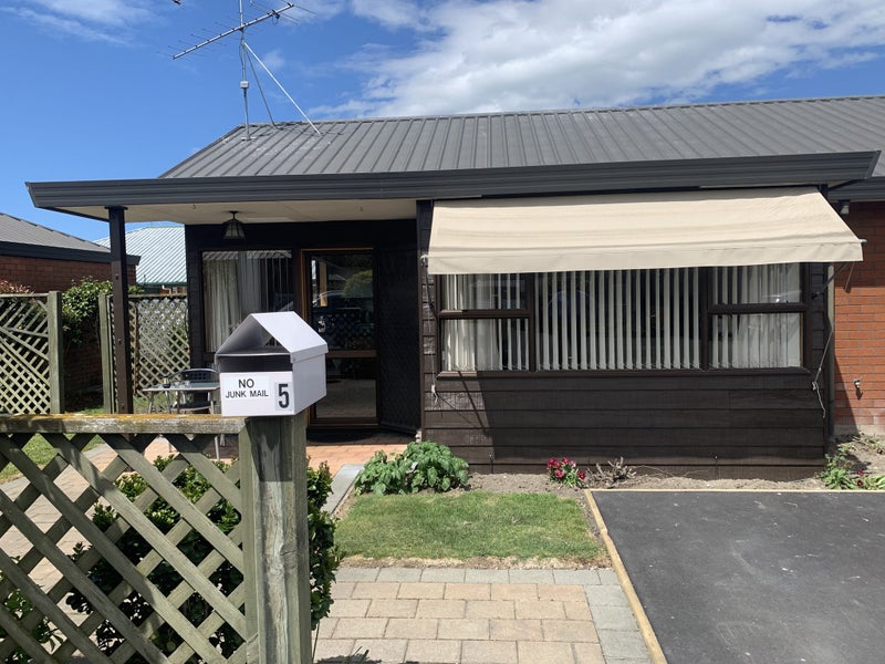 6/11 Cox Street, Ashburton, Ashburton - Carousel 1