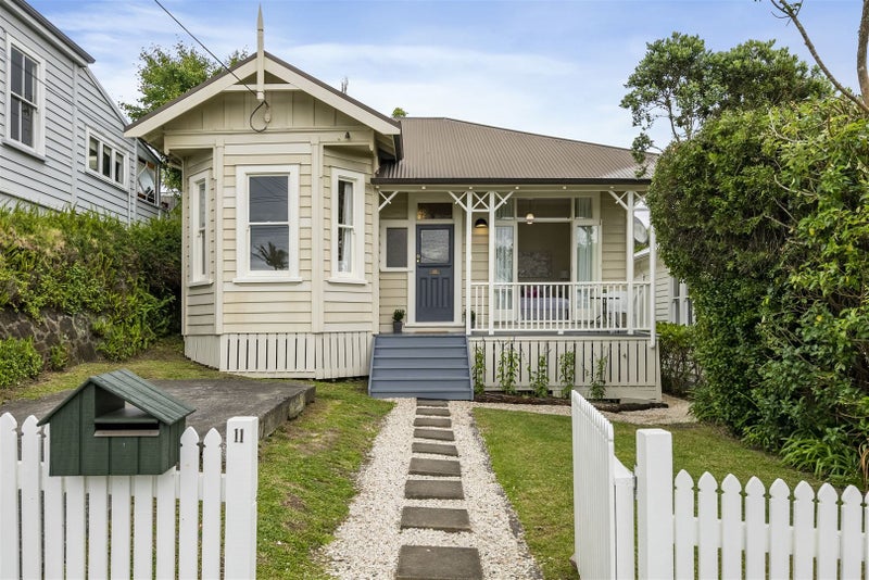 11 Rutland Road, Stanley Point, Auckland - Carousel 1