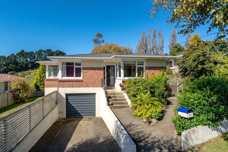 76 Koremata Street, Green Island, Dunedin - Carousel 1