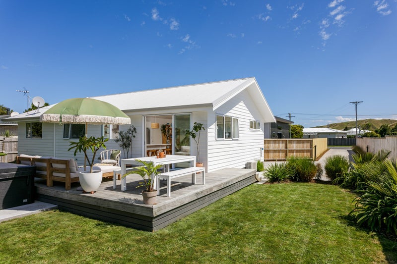 8A Hooper Street, Tamarau, Gisborne - Carousel 2